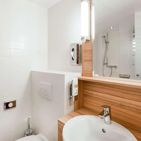 Hotel Star Premium Hannover, By Quality 3*