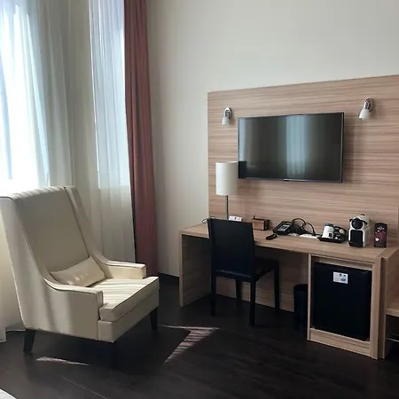 Star Premium Hannover, By Quality 3*