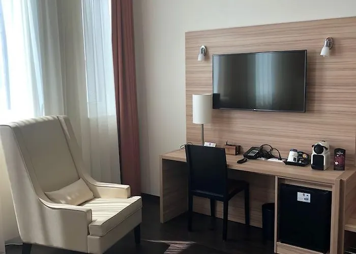 Star Premium Hannover, By Quality 3*