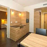 Star Premium Hannover, By Quality