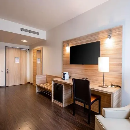 Отель Star Inn Hotel Premium Hannover, By Quality 3*