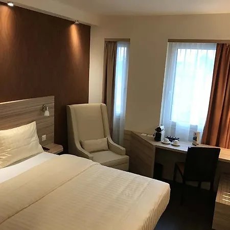 Отель Star Inn Hotel Premium Hannover, By Quality Ганновер