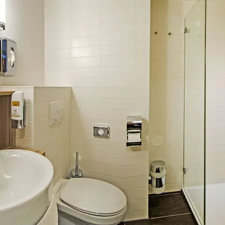 Отель Star Inn Hotel Premium Hannover, By Quality 3*